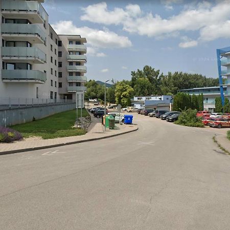Alure Residences 1 & 24H Self Check-In, Free Parking In Front Of The Apartment Building, New Building, Terrace, Cafe With Breakfast In The Apartment Building, Next To The Aqua Park Banska Bystrica Exterior photo